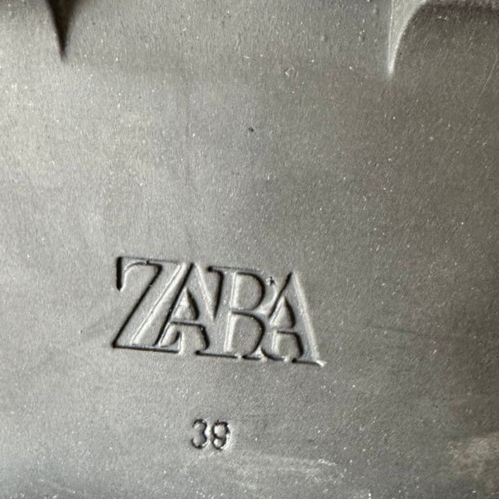 NWT ZARA BLACK LEATHER MOTO COMBAT BOOTS EURO SIZE 39 - Picture 5 of 5